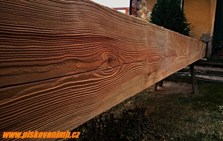 TRYSKÁNÍ NOVÝCH TRÁMŮ